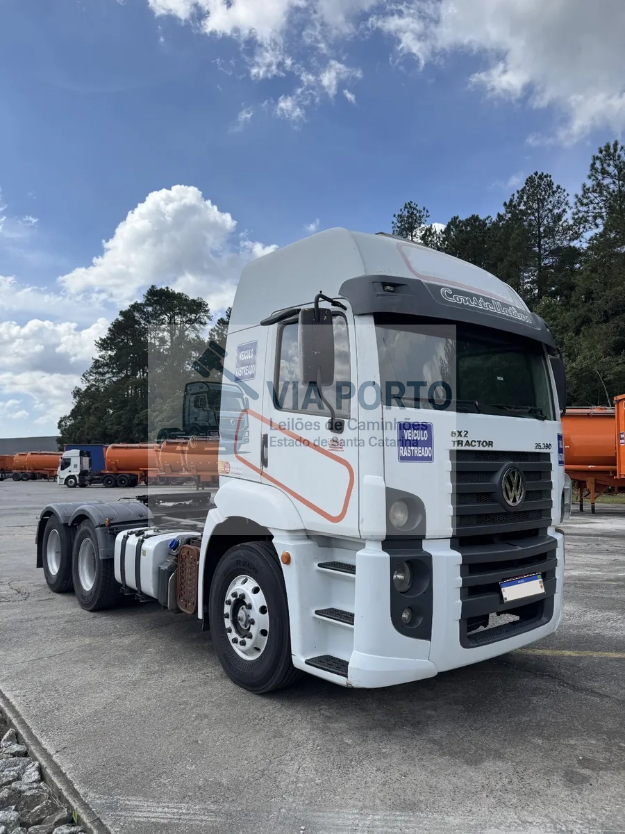 Volkswagen 25.390 6x2 13/13