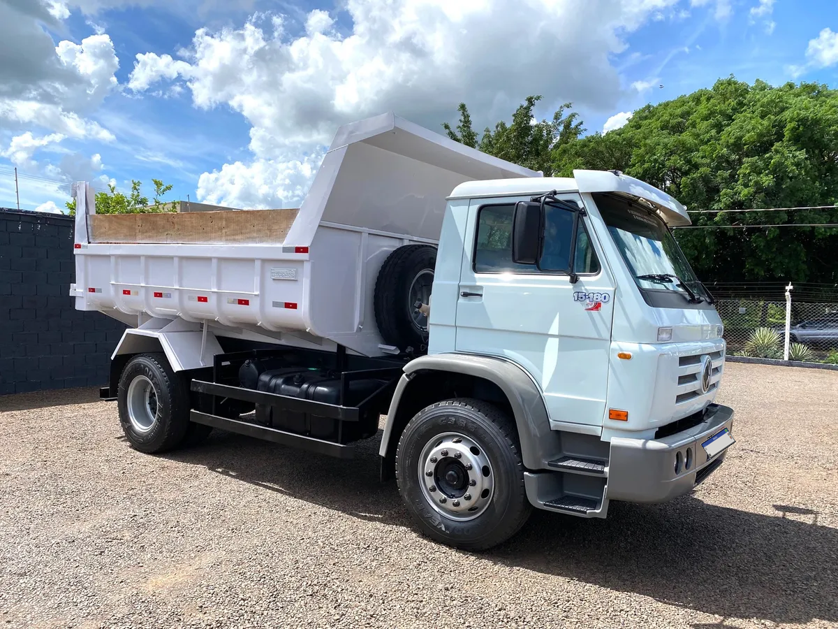 Volkswagen 15.180 Worker 6cc 4x2 06/06