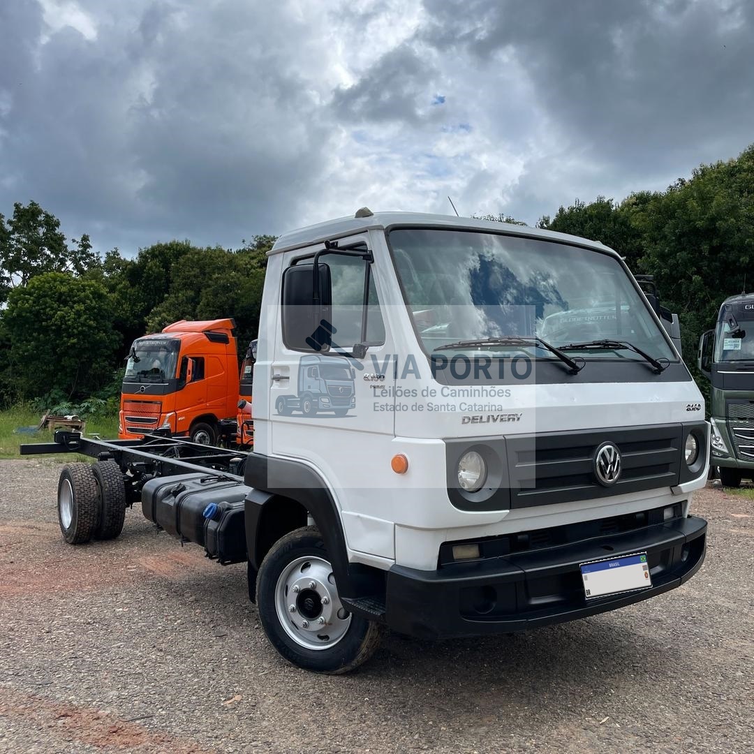 Volkswagen Delivery 8.160 4x2 18/18