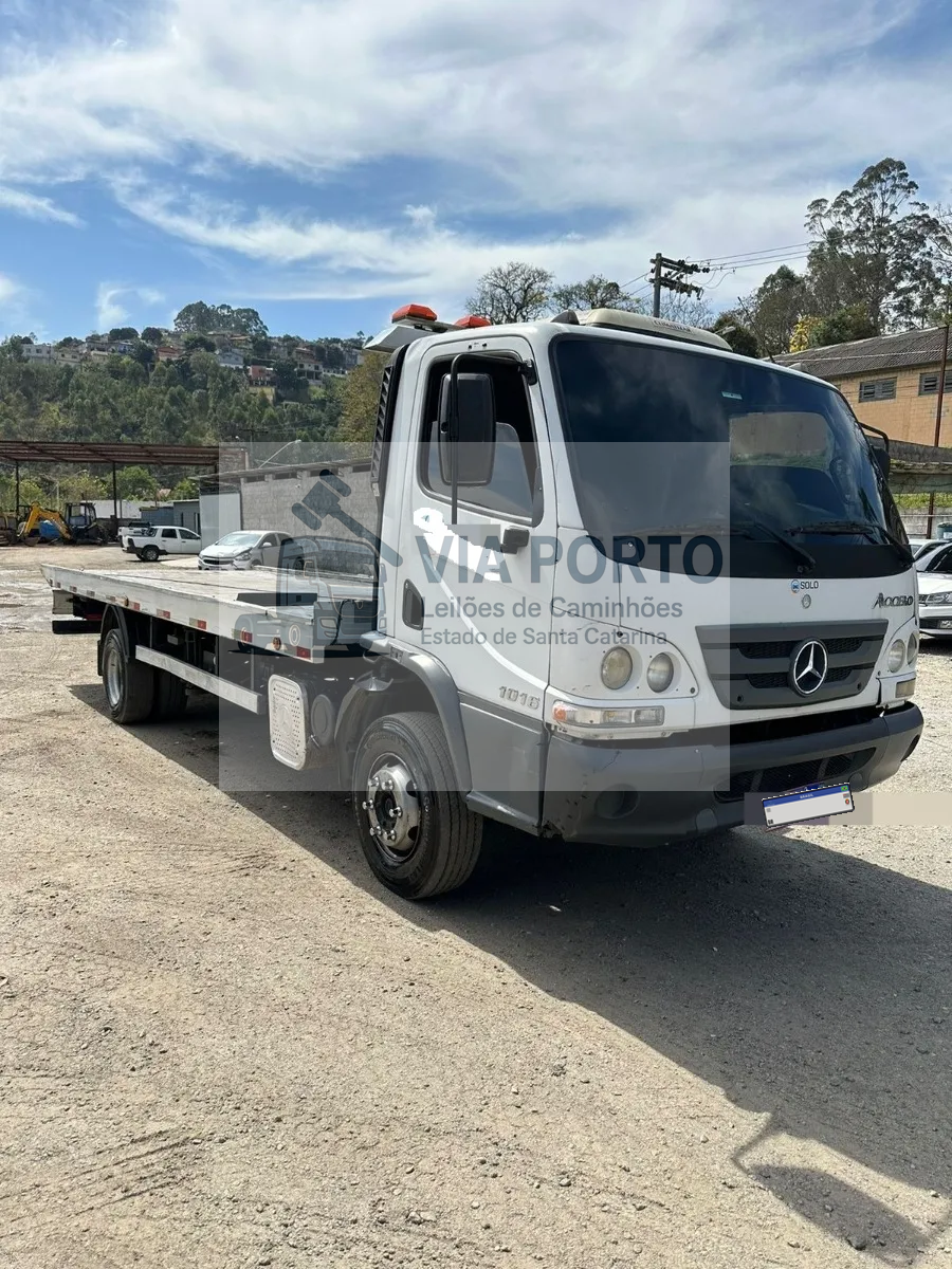 Mercedes-Benz Accelo 1016 14/14